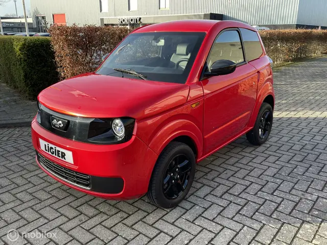 Ligier Myli Brommobiel I.DEAL 8 kWh 2025 Elektrisch 4