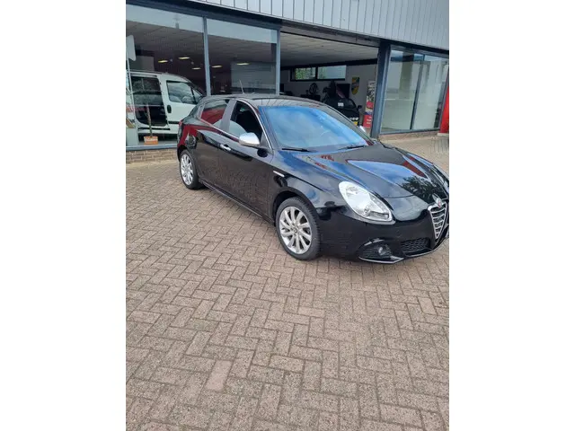 Alfa Romeo Giulietta 2