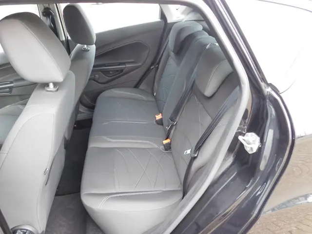 Ford Fiesta 1.0 Style 5 DRS ORG 26dkm nap 2014 Benzine 11