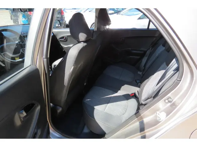 Kia Picanto 1.0 CVVT ISG , NIEUWE APK . 2014 Benzine 9