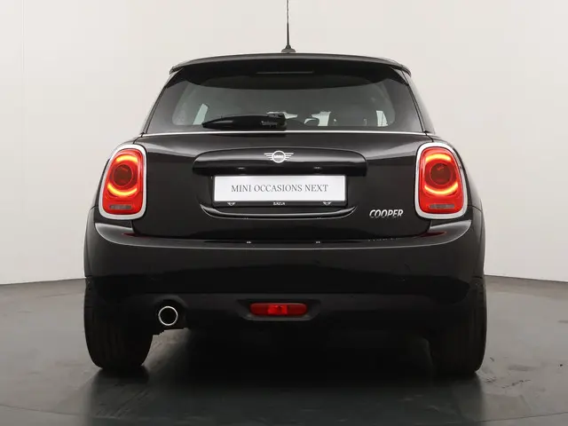 MINI Cooper Salt 2020 Benzine 9