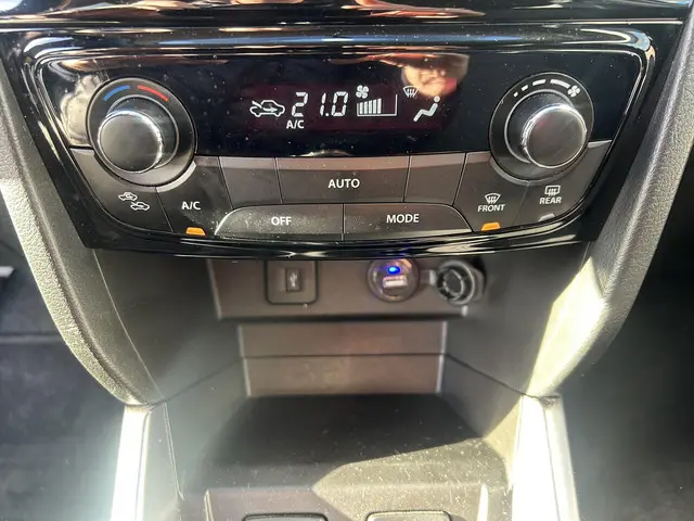 Suzuki Vitara 1.0 Boosterjet Select 2018 Benzine 12