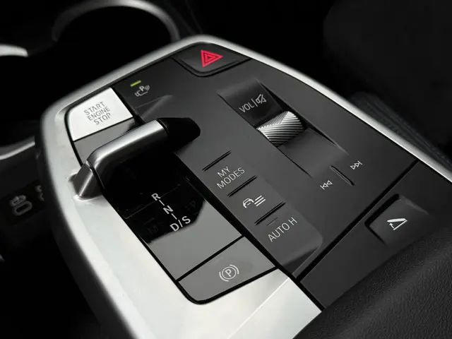 BMW X1 sDrive18i M SPORT 2025 Benzine 26