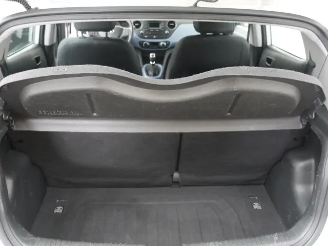 Hyundai i10 1.0i i-Motion Comfort 2015 Benzine 9