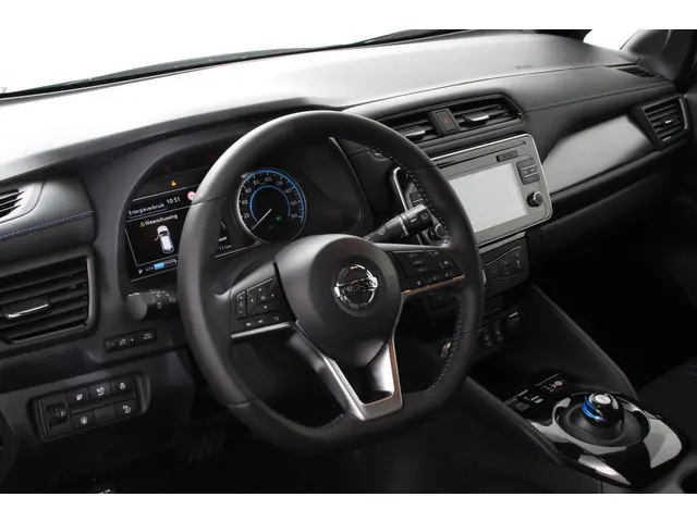 Nissan Leaf N-Connecta 40 kWh 2019 Elektrisch 8