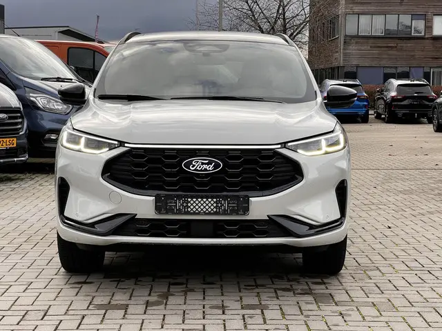 Ford Kuga 2.5 PHEV Sound Edition 2025 Hybride Benzine 19