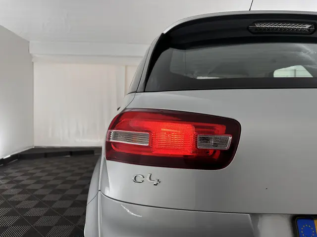 Citroën C4 1.6 e-HDi Exclusive 2014 Diesel 22