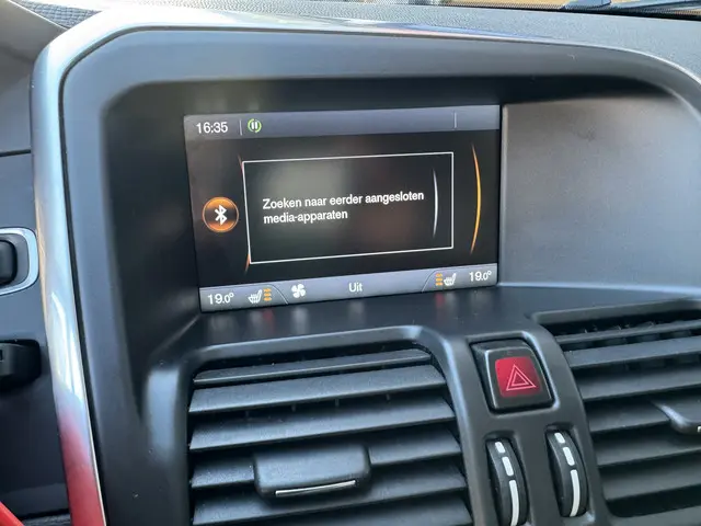 Volvo XC60 2.0 T5 FWD Summum 2014 Benzine 14