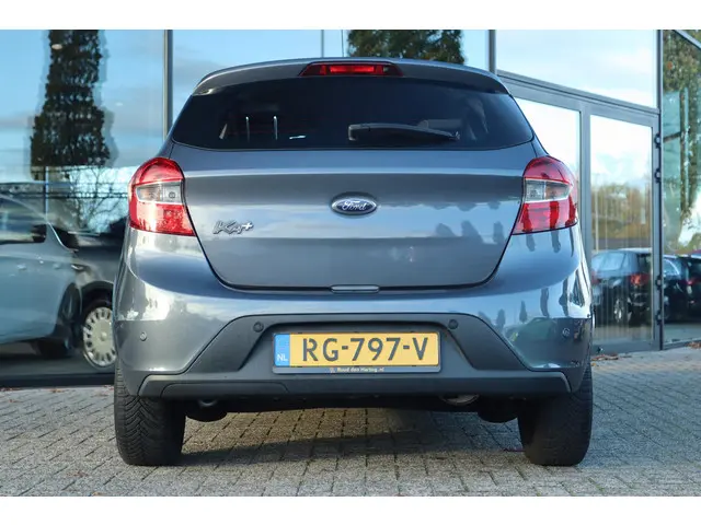 Ford Ka KA+ 1.2 TREND ULTIMATE 2017 Benzine 10