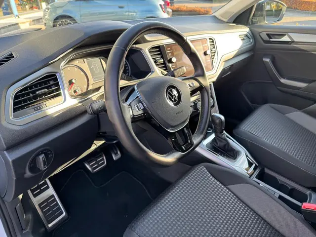 Volkswagen T-Roc 1.5 TSI Active 2021 Benzine 11