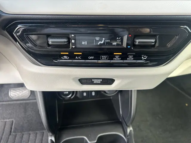 Suzuki Swift 1.2 Select Smart Hybrid 2024 Benzine 14