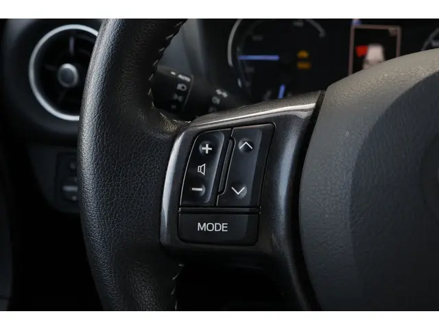 Toyota Yaris 1.5 Hybrid Y20 2019 Hybride Benzine 14