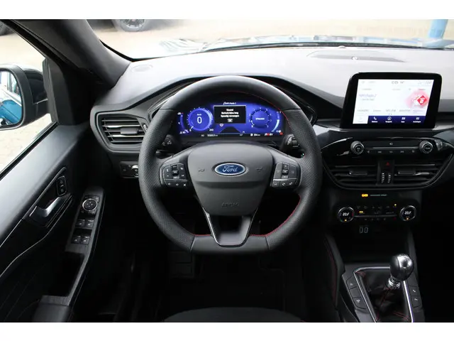 Ford Kuga 1.5 EcoBoost ST-Line X 2022 Benzine 18