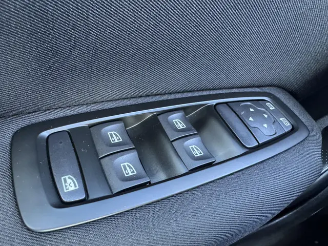 Renault Mégane Estate 1.2 TCe Limited 2018 Benzine 13