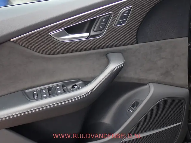 Audi RSQ8 4.0TFSI QUATTRO 2021 Benzine 14
