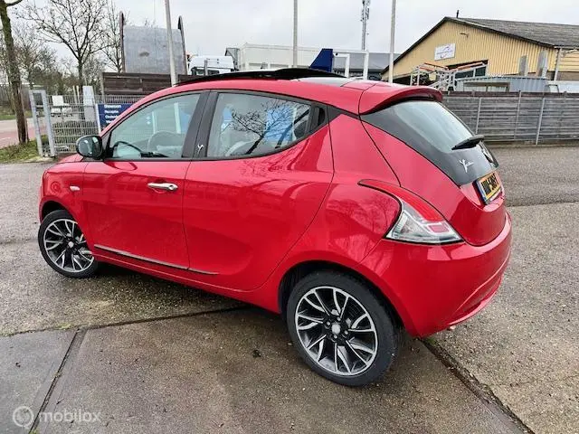 Lancia Ypsilon 1.2 Fire Evo Gold 2016 Benzine 22