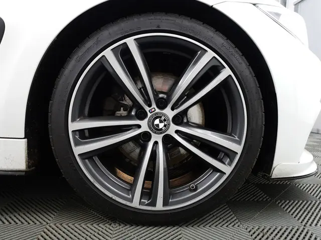 BMW 4 Serie Cabrio 430d M Sport Aut- 2015 Diesel 31