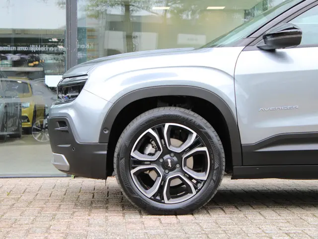 Jeep Avenger 1st Edition 54 kWh 2024 Elektrisch 12