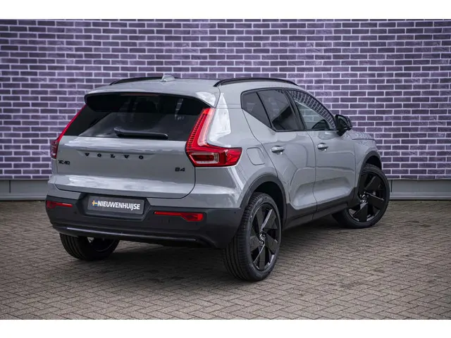 Volvo XC40 2.0 B4 Plus Black Edition 2025 Benzine 16