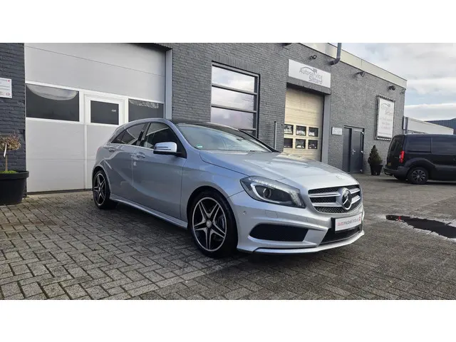 Mercedes-Benz A-Klasse 200 AMG Sport 2013 Benzine 9