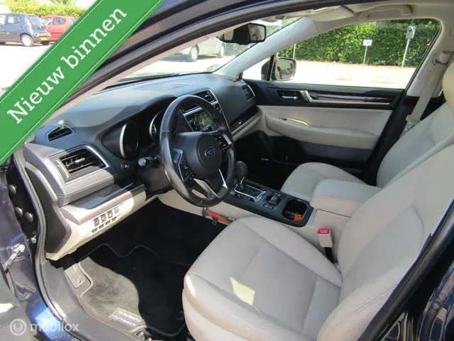 Subaru Outback 2.5i Premium 2018 Benzine 8