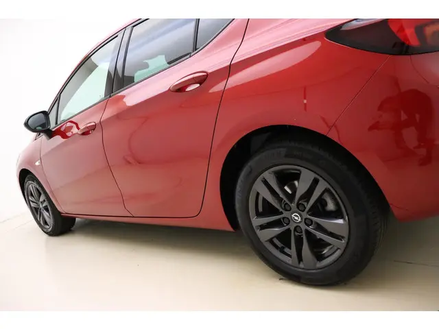 Opel Astra 1.2 Turbo 130pk Edition 2020 2021 Benzine 18