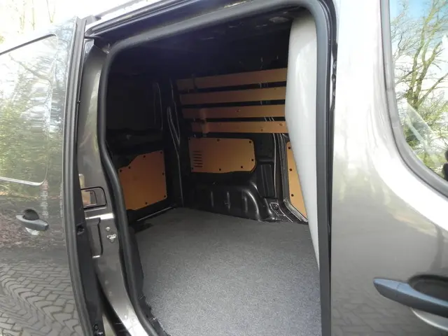 Citroën Jumpy 1.6 BlueHDI 95 Club XS 2020 Diesel 12