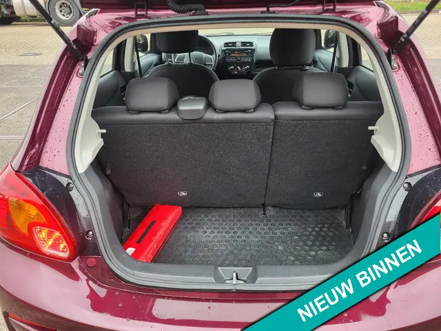 Mitsubishi Space Star 1.0 Cool+ 2021 Benzine 14