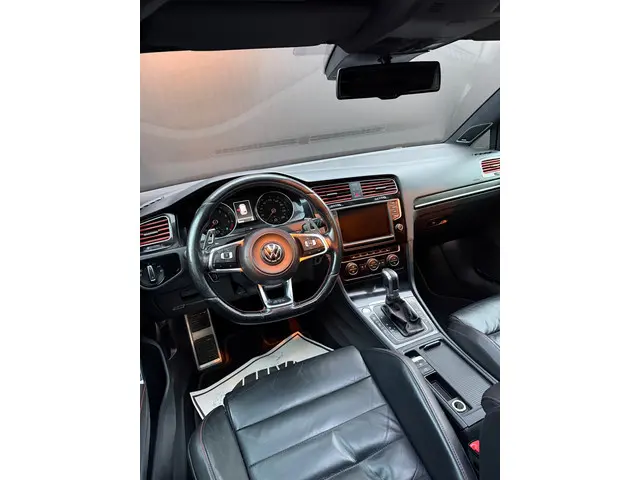 Volkswagen Golf 2.0 TSI GTI 2014 Benzine 36