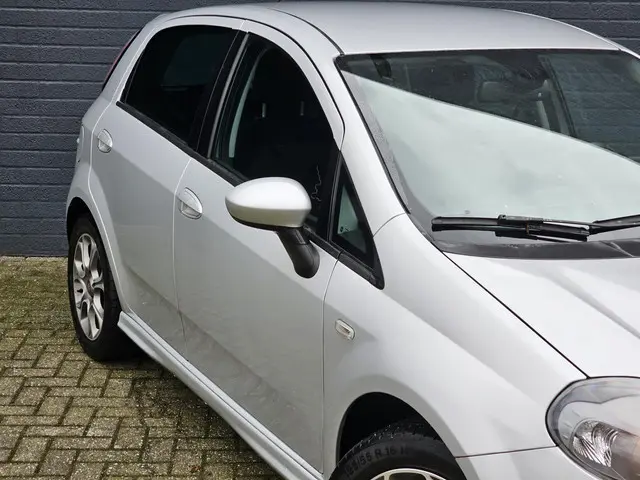 Fiat Punto Evo 0.9 TwinAir Lounge 2014 Benzine 10