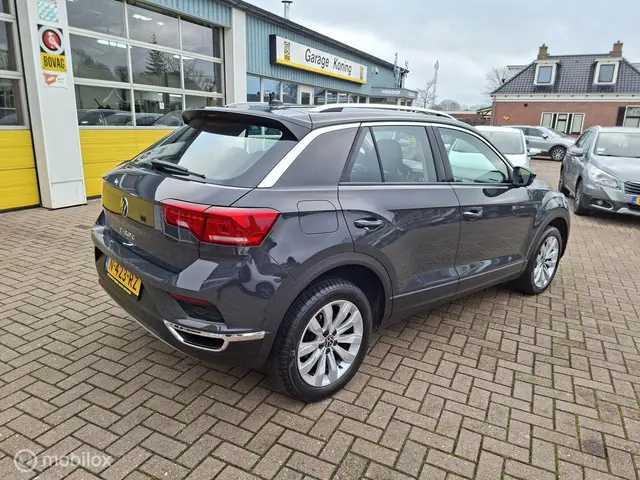 Volkswagen T-Roc 1.0 TSI Style Business 2021 Benzine 3