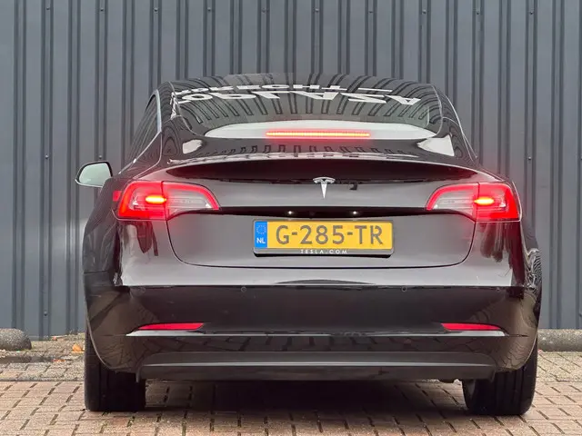 Tesla Model 3 Standard RWD Plus 60 kWh 2019 Elektrisch 8