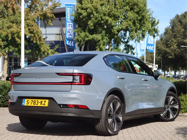 Polestar 2 2