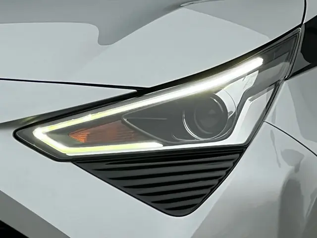 Toyota Aygo 1.0 VVT-i x-play 5-deurs 2018 Benzine 6