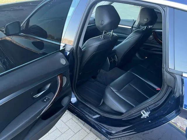 BMW 3 Serie Gran Turismo 320i High Executive 2014 Benzine 22