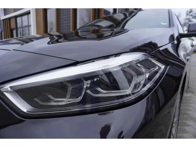 BMW 1 Serie 116d Corporate Executive 2020 Diesel 11