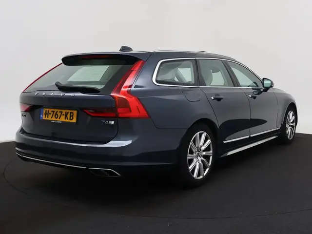 Volvo V90 2.0 T4 Inscription 2020 Benzine 2