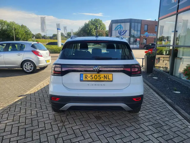 Volkswagen T-Cross 1.0 TSI Go 2021 Benzine 6