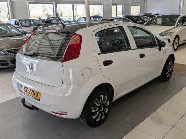 Fiat Punto Evo 1.2 Street 2015 Benzine 4