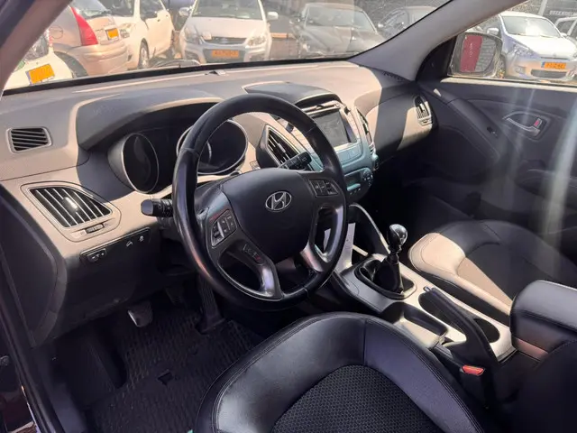 Hyundai ix35 1.6i GDI i-Vision 2015 Benzine 12