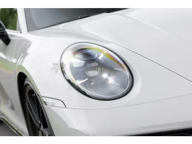 Porsche 911 3.0 Carrera GTS 2022 Benzine 103