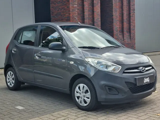 Hyundai i10 1.0 Pure 2013 Benzine 8