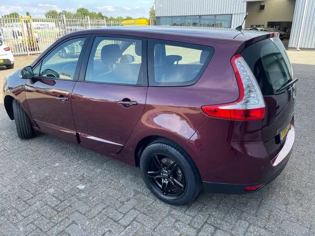 Renault Grand Scénic 1.2 TCe Expression 2014 Benzine 4