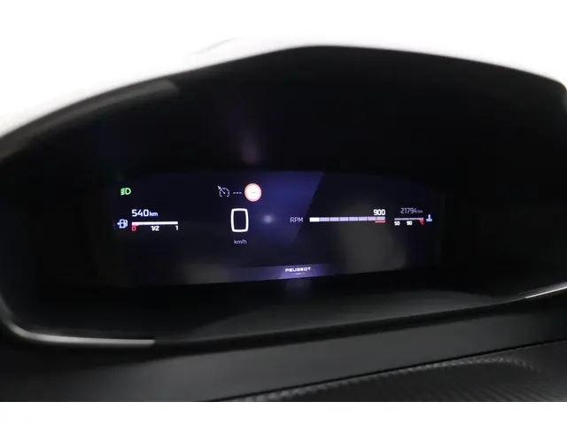 Peugeot 2008 1.2 PureTech 100 Allure 2024 Benzine 16