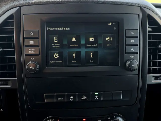 Mercedes-Benz Vito 116 CDI L2 H1 2024 Diesel 29