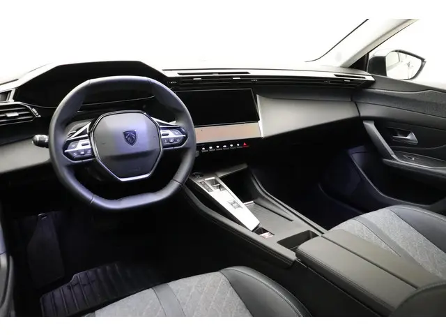 Peugeot 408 1.2 PureTech Allure 130 EAT8 2024 Benzine 7