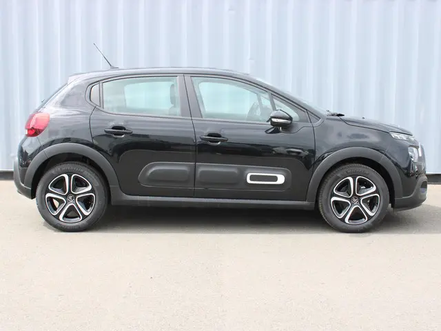 Citroën C3 1.2 PT 83pk PLUS 2024 Benzine 9
