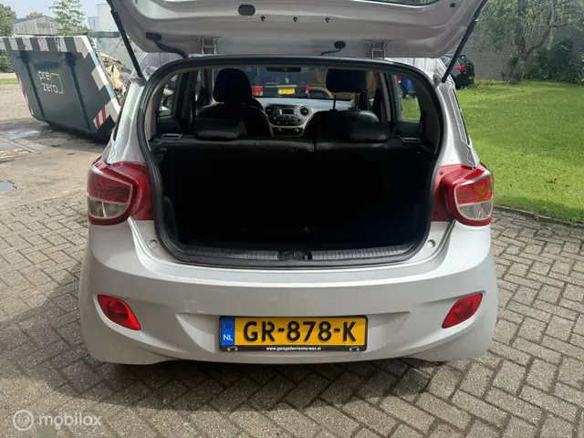 Hyundai i10 1.0i i-Motion Comfort 2015 Benzine 7
