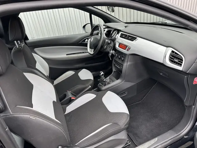 Citroën DS3 1.2 PureTech So Chic 2015 Benzine 16