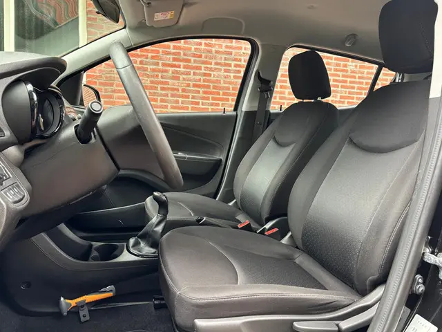 Opel KARL 1.0 ecoFLEX Edition 2018 Benzine 12